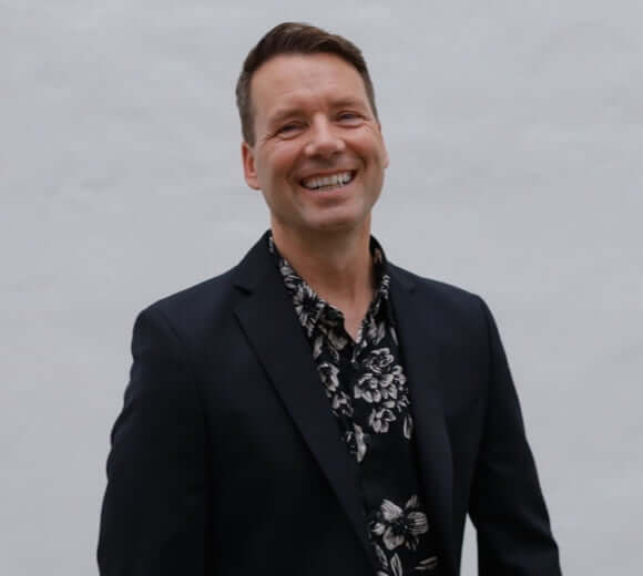 About Us 17 17 Peter Mortensen, Project Managemnet